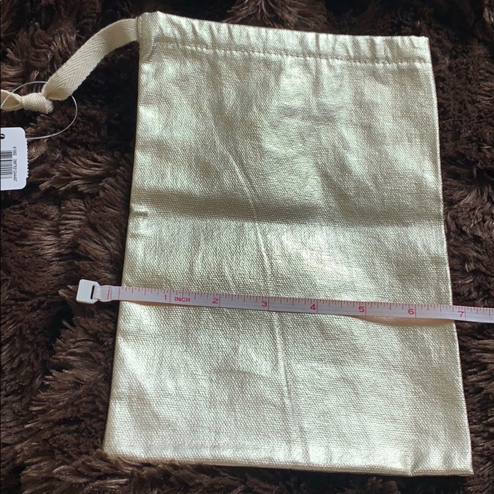 NWT gold gift bag - Bath & Body Works ✨